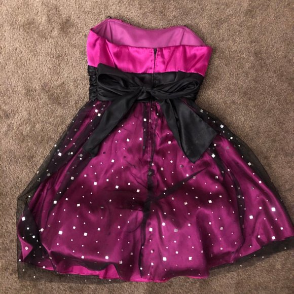 Linda Barnell strapless magenta party dress size 5 - Picture 2 of 2